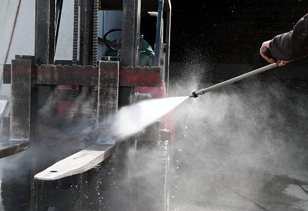 Best Driveway Pressure Washing  in La Follette, TN